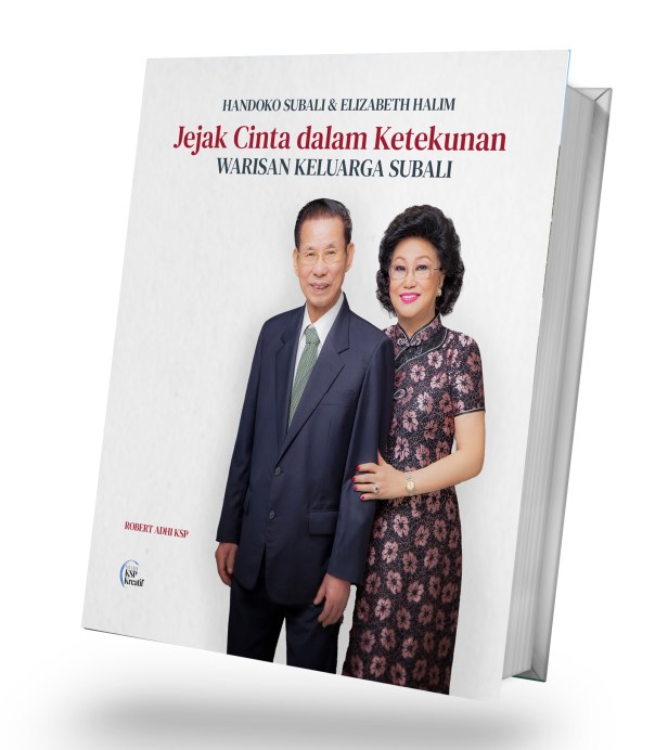 "Handoko Subali & Elizabeth Halim: Jejak Cinta dalam Ketekunan - Warisan Keluarga Subali" adalah buku ke-30 Robert Adhi Ksp